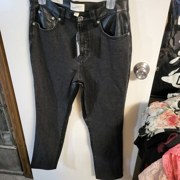 NWT UNIVERSAL THREAD VEGAN LEATHER JEANS SZ 10 - Picture 1 of 8